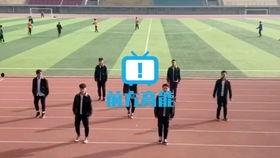 吃瓜体育生和舞蹈室1v1,校园风云对决