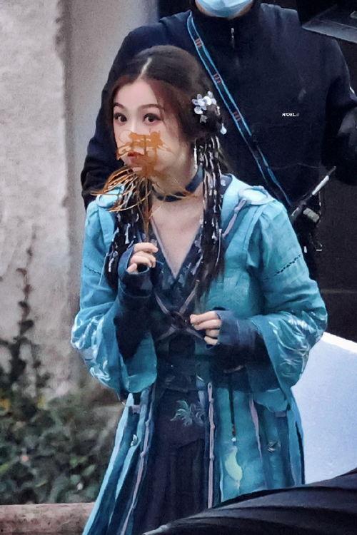 社会热点插画 国内吃瓜爆料黑料,吃瓜爆料背后的社会现象与伦理思考